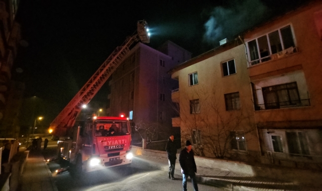 Çorum'da apartmanın bodrum katında çıkan yangında 10 kişi dumandan etkilendi