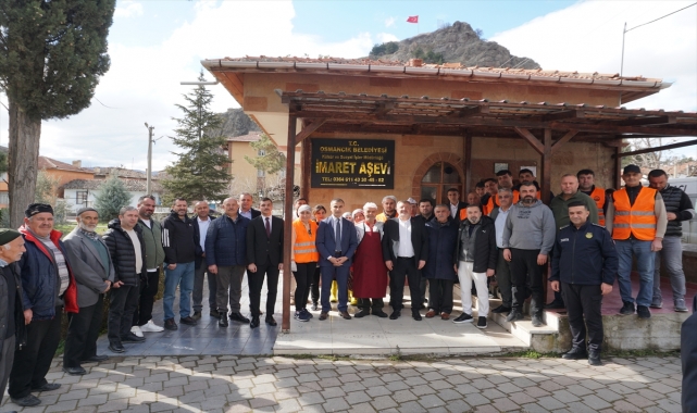 Çorum'daki tarihi aşevinde günlük 1500 kişiye iftar veriliyor