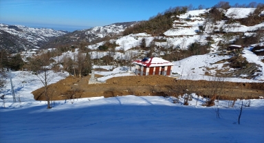 Rize'de heyelan nedeniyle 4 ev tedbir amaçlı boşaltıldı