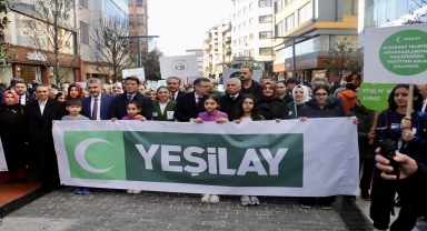 Trabzon'da Yeşilay Haftası dolayısıyla yürüyüş düzenlendi