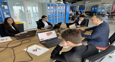 TÜBİTAK'ta 3 alanda birincilik kazanan Zonguldaklı öğrenciler, Türkiye finalinde yarışacak