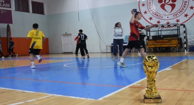 Zeynep Albayrak, sporculuğunda yaşayamadığı şampiyonluğa başantrenörlükte ulaştı