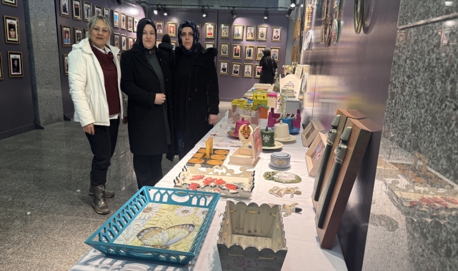 Zonguldak'ta gazi ve şehit yakınlarının el işi ürünleri sergilendi
