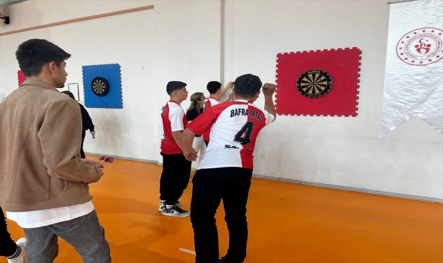 Bafra'da dart turnuvası düzenlendi
