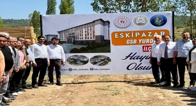 AK Parti Karabük heyeti, gençlik, spor ve sağlık yatırımlarını inceledi