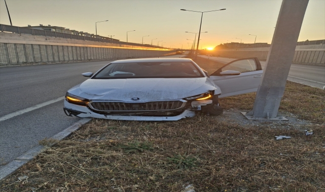 Amasya'da çarpışan iki otomobildeki 4 kişi yaralandı