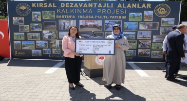Bartın'da makine ve ekipman dağıtım töreni düzenlendi