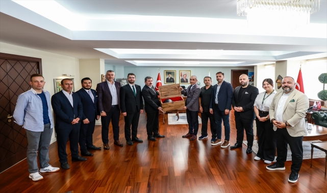 Yeşilay Spor Kulübü Onursal Başkanlığına Vali Orhan Tavlı getirildi