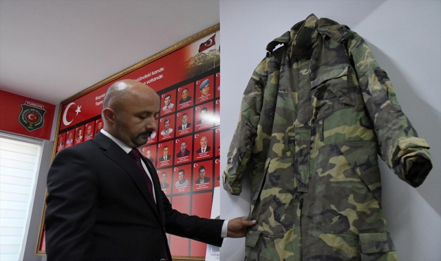 FETÖ'NÜN DARBE GİRİŞİMİNİN 9. YILI - Şehit emniyet müdürünün hatırası eşyalarının sergilendiği dernekte yaşatılıyor