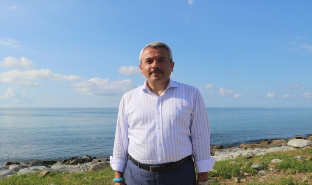 Rize Valisi Baydaş'tan çay üreticilerine