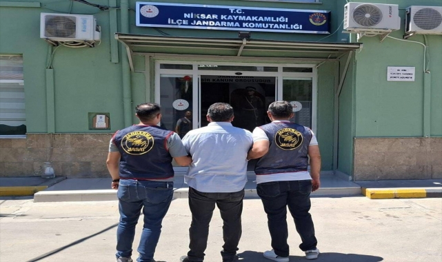 Tokat'ta hakkında 25 yıl hapis cezası bulunan kişi jandarma ekiplerince yakalandı