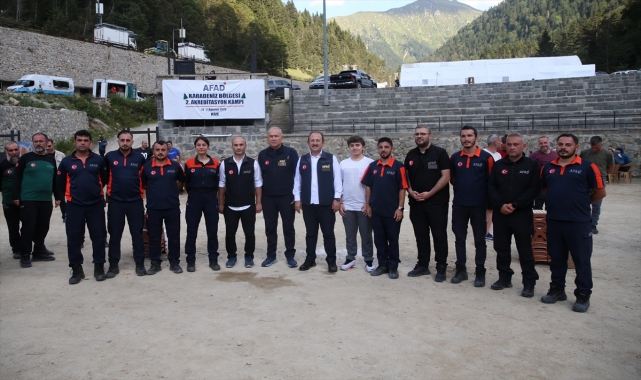 AFAD Başkanı Pehlivan, Karadeniz Bölgesi 2. Akreditasyon Kampı'nı ziyaret etti: