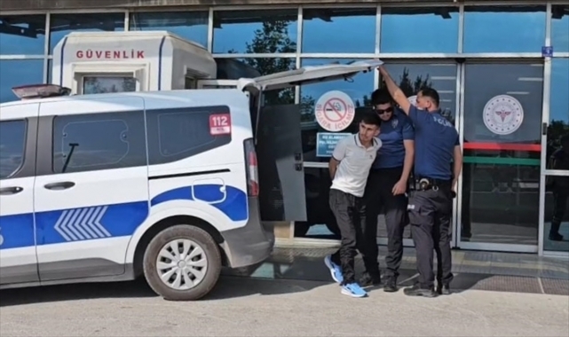 Çorum'da berberde karşılaştığı husumetlisini silahla yaralayan kişi tutuklandı