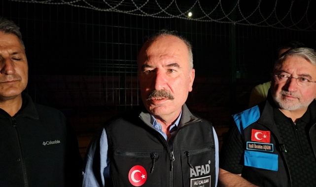 GÜNCELLEME 2 - Çorum'da tekstil fabrikasında çıkan yangın kontrol altına alındı