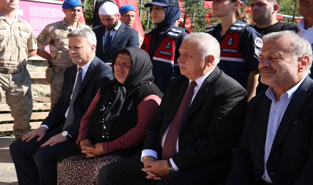 Şehit Eren Bülbül, şehadetinin 8. yılında mezarı başında anıldı