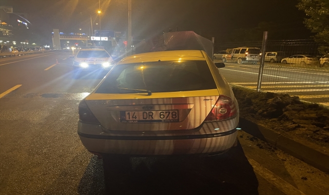 Bolu'da 3 otomobilin karıştığı kazada 1 kişi yaralandı