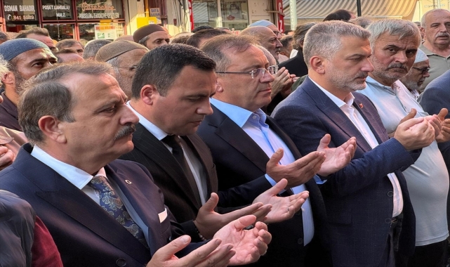 Danıştay Başsavcısı Cevdet Erkan Trabzon'da cenaze törenine katıldı
