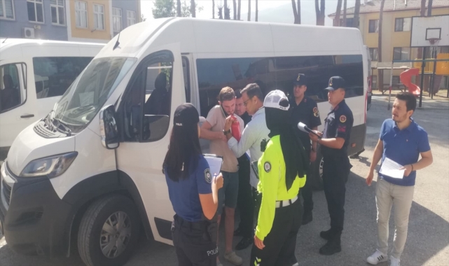 Hanönü'de öğrenci servisleri denetlendi