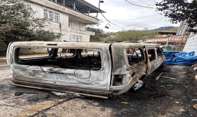Samsun'da şehit babasına ait araç kundaklandı
