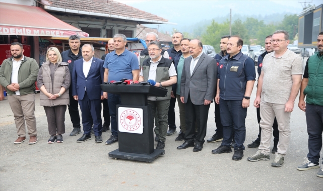Tarım ve Orman Bakanı Yumaklı, Karabük ve Kastamonu'daki orman yangınlarına ilişkin konuştu: