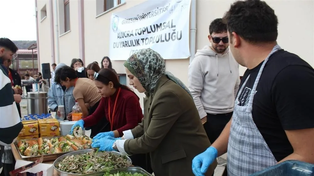Alucra MYO’da Hamsi Şöleni