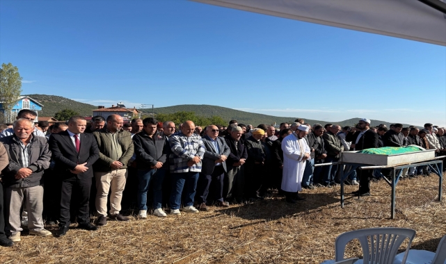 Ankara'da iş kazasında ölen Akif Fak'ın cenazesi Samsun'da toprağa verildi