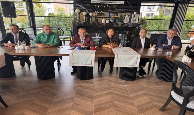 Bolu Belediye Başkanı Özcan basın toplantısı düzenledi