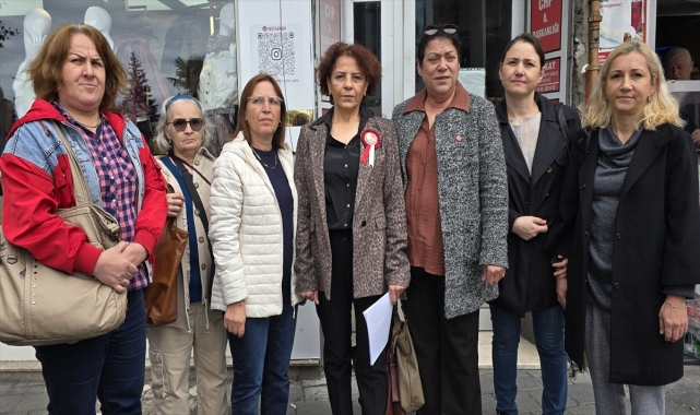 CHP Zonguldak Merkez İlçe Kadın Kolları Başkanı Sekme ve 9 yönetici istifa etti