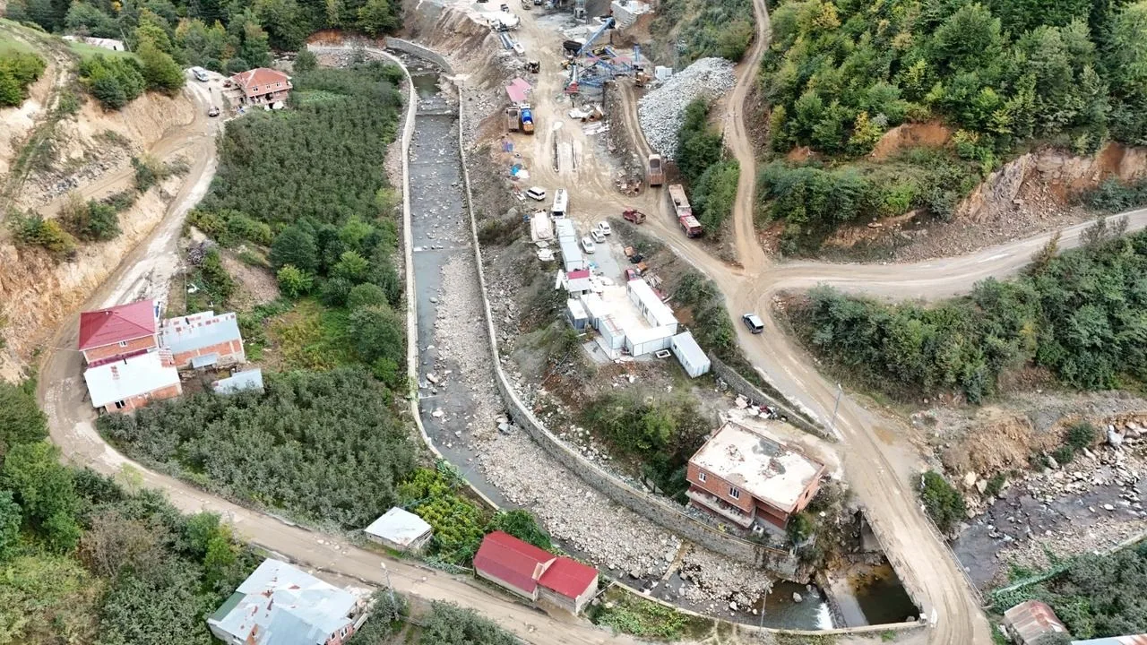 Giresun’da Kızılalev deresine taşkın koruma
