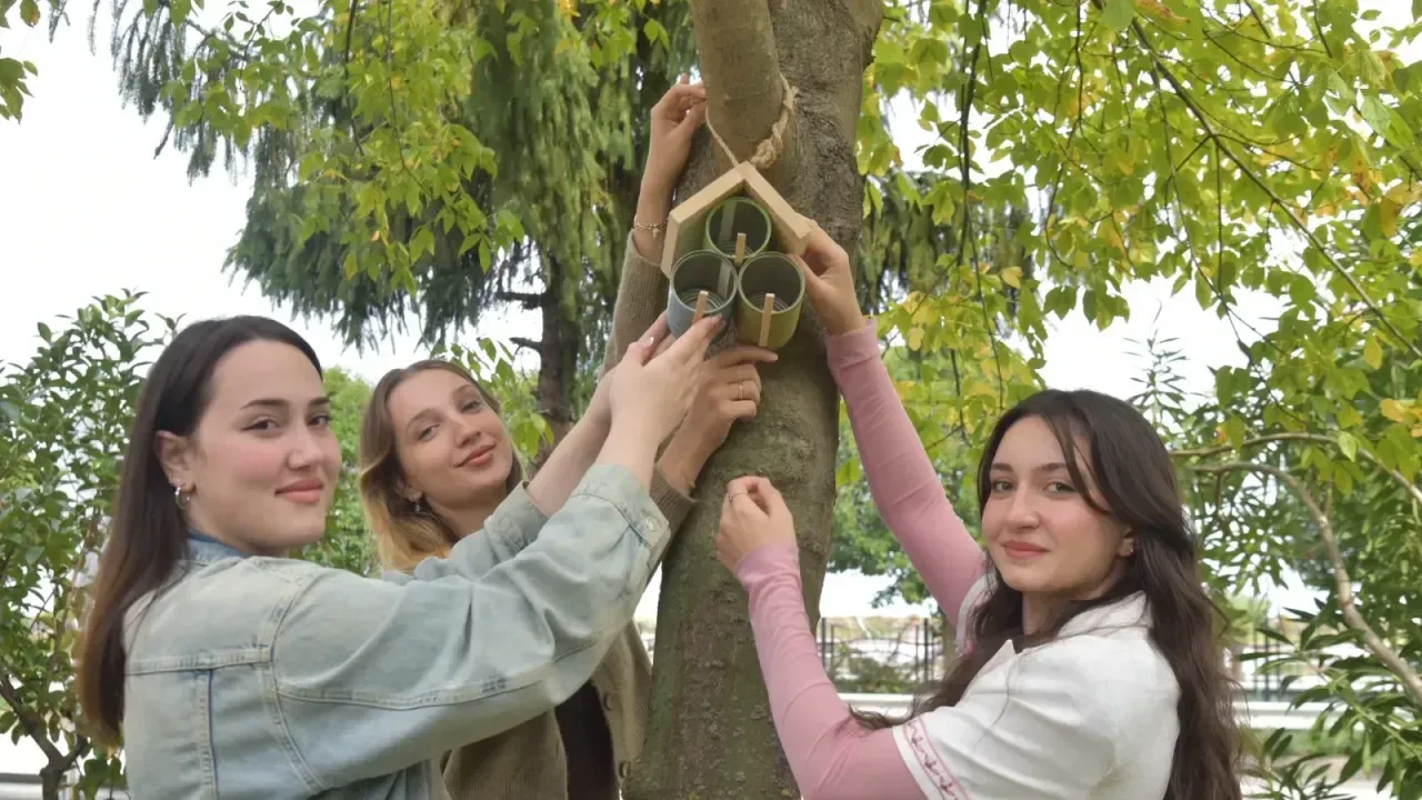 GRÜ'lü Öğrenciler, Mama Kutularından Kuşlara Yuva Yaptı