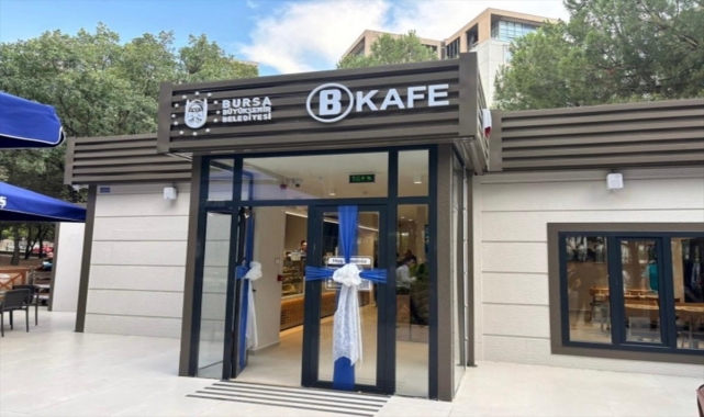 Karmod BURFAŞ'ın B-Kafe projesi için prefabrik yapı kurdu