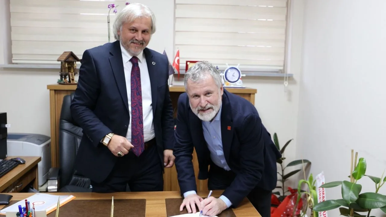 Şenyürek Mazbatasını Aldı