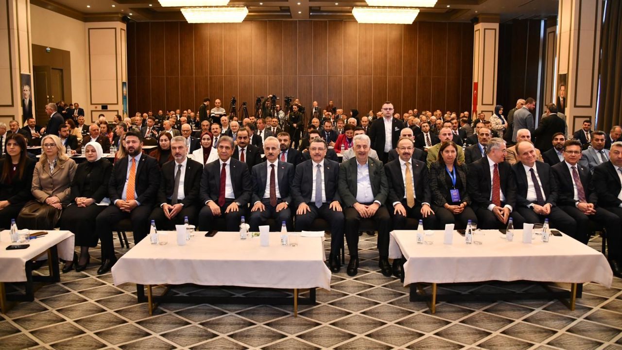 14 ilin yerel yöneticileri toplandı!