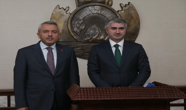 Aile ve Sosyal Hizmetler Bakan Yardımcısı Tarıkdaroğlu Rize'de ziyaretlerde bulundu