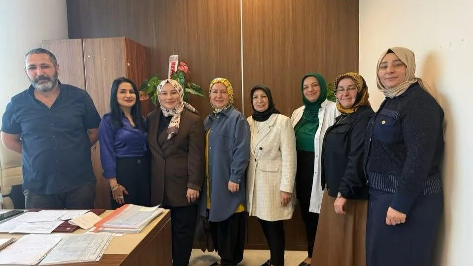 AK Parti Kadın Kollarından Espiye Devlet Hastanesine Ziyaret