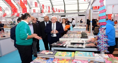 Cumhuriyetin Işığında 2. Terme Kitap Günleri kapılarını açtı