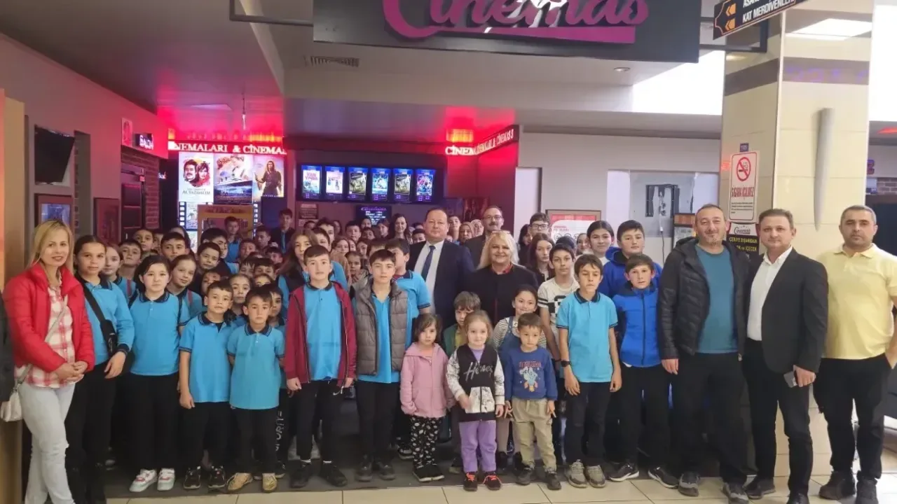 Giresun’da Karabulduklu öğrenciler beyaz perde ile tanıştı