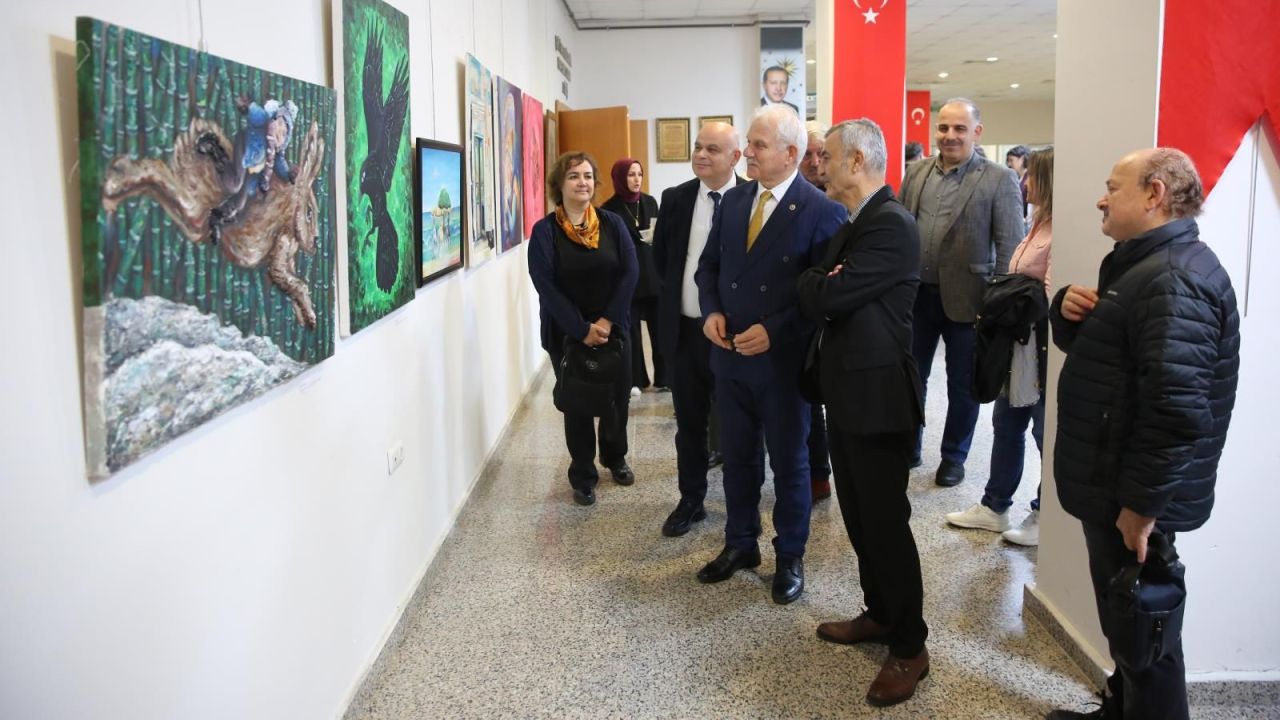 Giresun'da Öğretmenler Günü karma sergisi açıldı