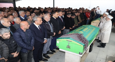 Kastamonu'da kaybolduktan 9 gün sonra ölü bulunan anne ve oğlunun cenazesi defnedildi