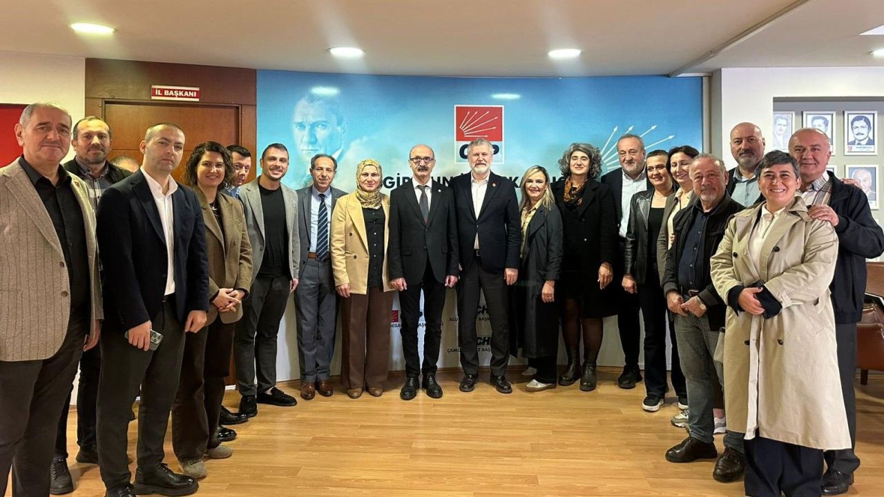 KESK Heyeti, “Halk İçin Bütçe” Mitingi Öncesi Giresun'da Şenyürek ve Köse ile Görüştü