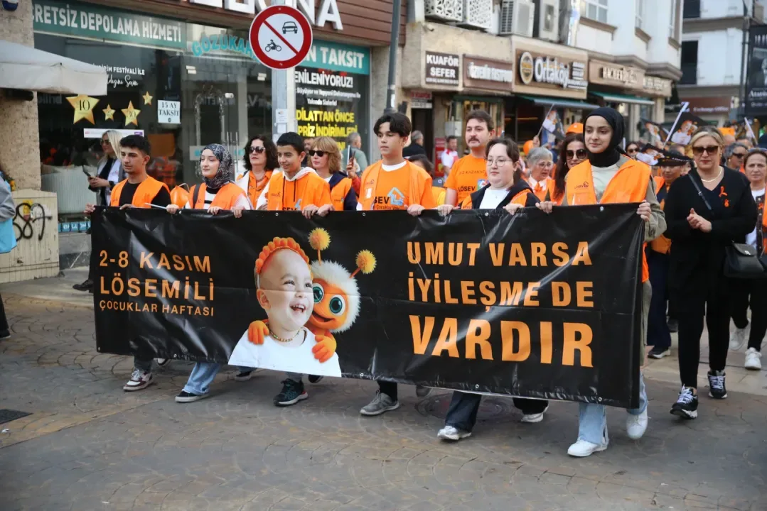 LÖSEV farkındalık yürüyüşleri sürüyor