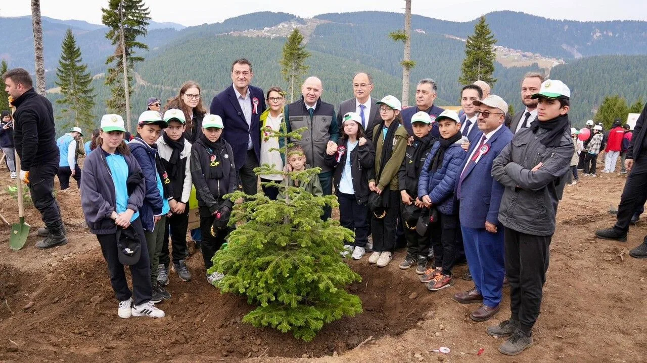 Milli Ağaçlandırma Günü'nde Kulakkaya Yaylası Fidanlarla Şenlendi