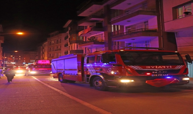 Ordu'da apartman dairesinde çıkan yangında anne ve oğlu yaralandı