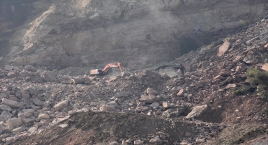 Ordu'da taş ocağı şantiyesindeki göçükte hayatını kaybeden kamyon şoförünün cenazesi defnedildi