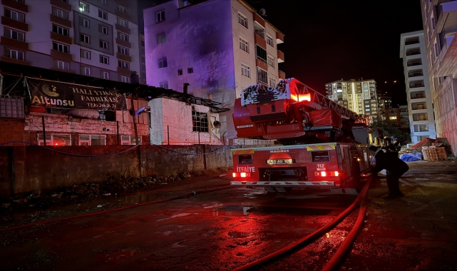 Rize'de müstakil evde çıkan yangın söndürüldü