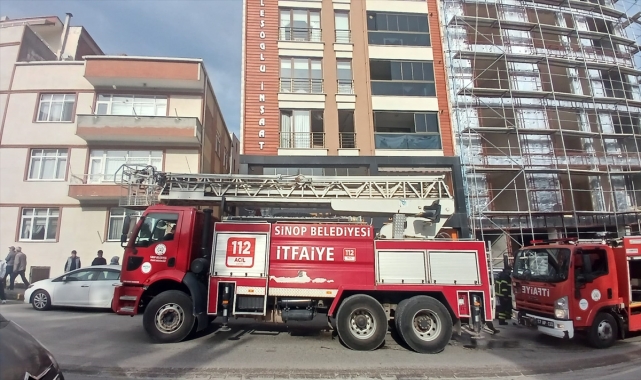 Sinop'ta apartman dairesinde çıkan yangın söndürüldü