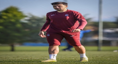 Trabzonspor, Başakşehir maçı için İstanbul'a gitti