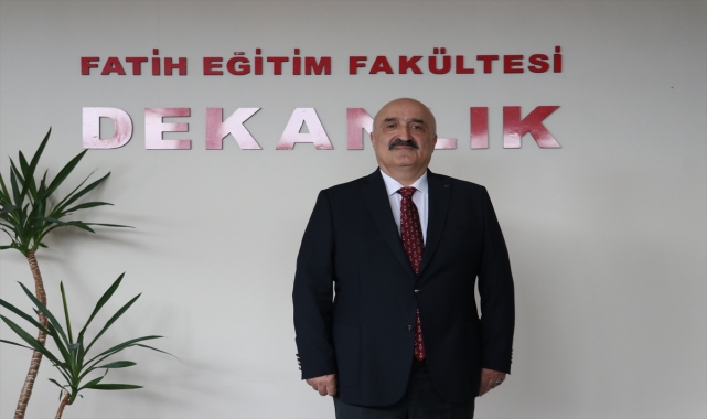 TRÜ Fatih Eğitim Fakültesi Dekanı Prof. Dr. Demircioğlu'ndan Türk kültürünü yansıtan oyun ve oyuncak önerisi: