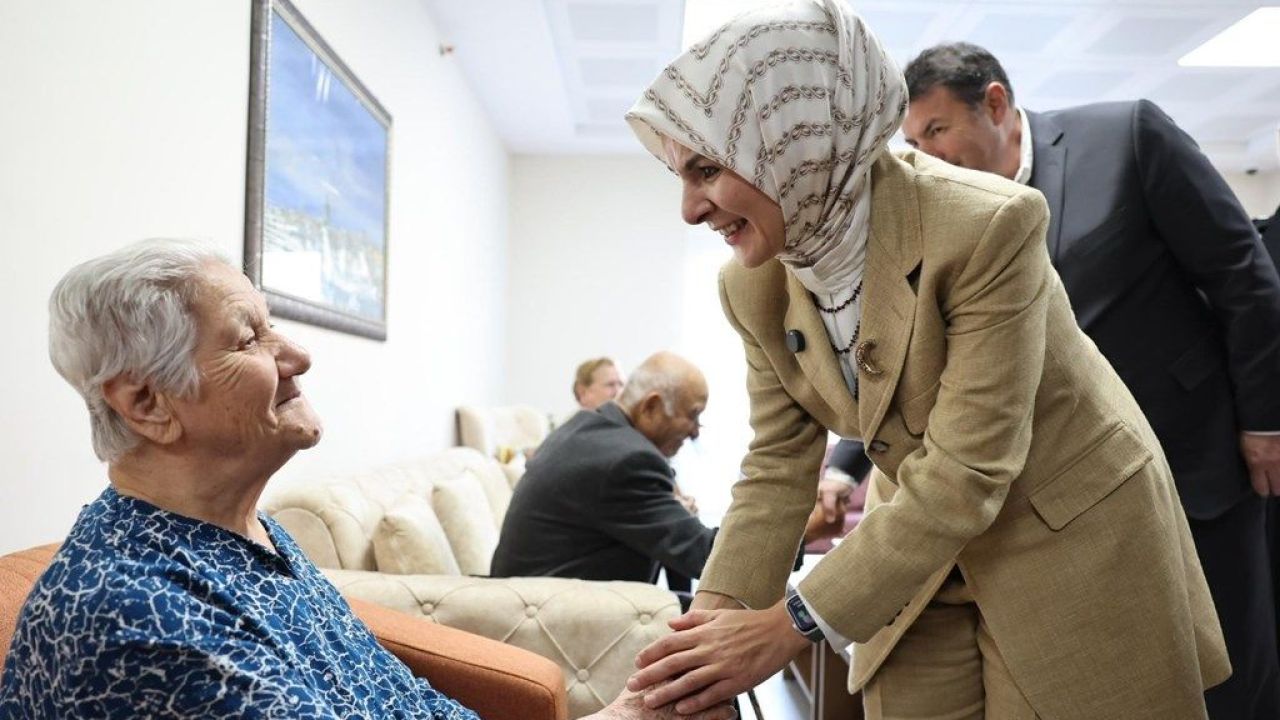 Yaşlı ve engelli aylıkları hesaplara yatırılmaya başlandı