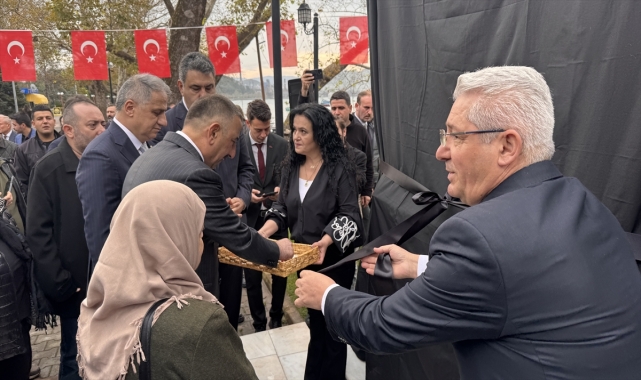 Zonguldak'ta fırtına nedeniyle batan gemideki mürettebatın ismi anıtta yaşatılacak